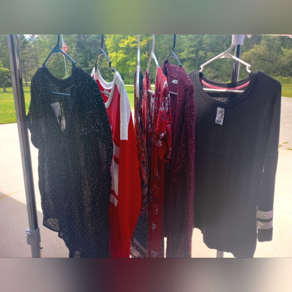 Maurices Medium Clothing Lot. Some NWT